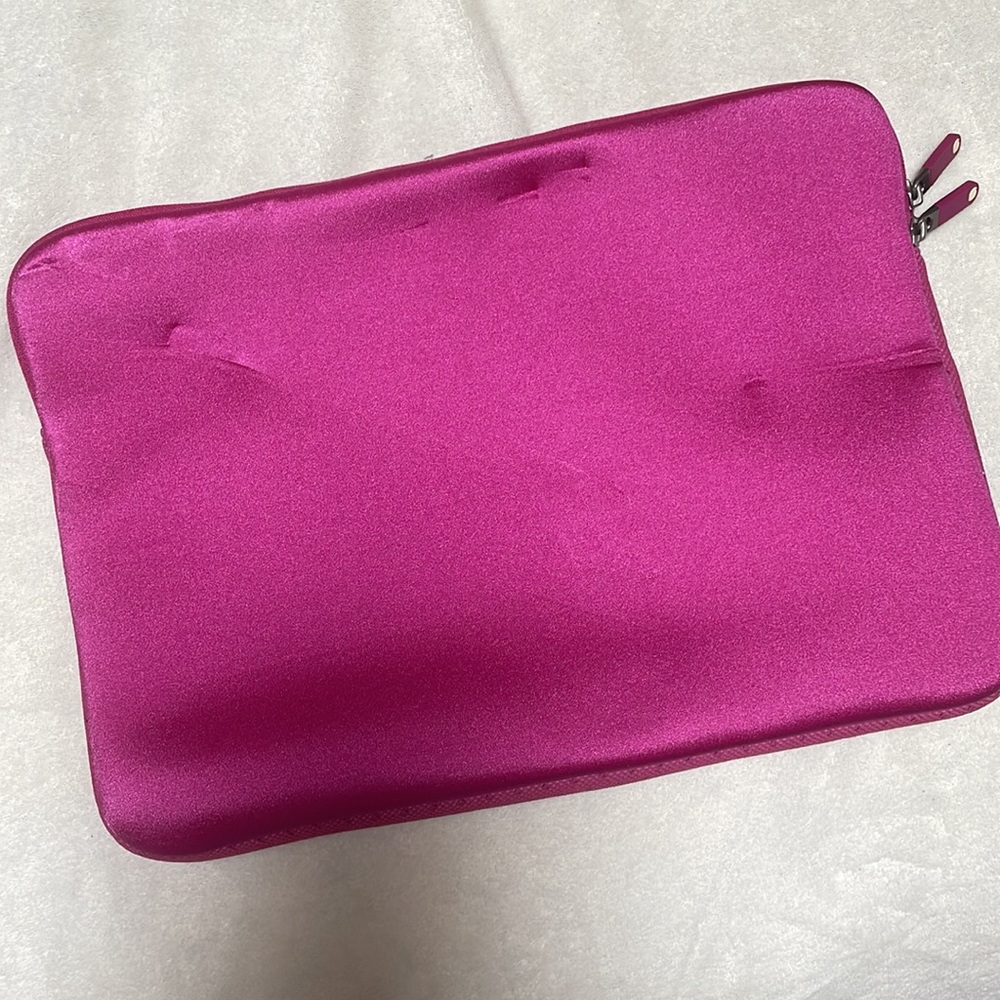 Pink Laptop Case - Picture 4 of 6